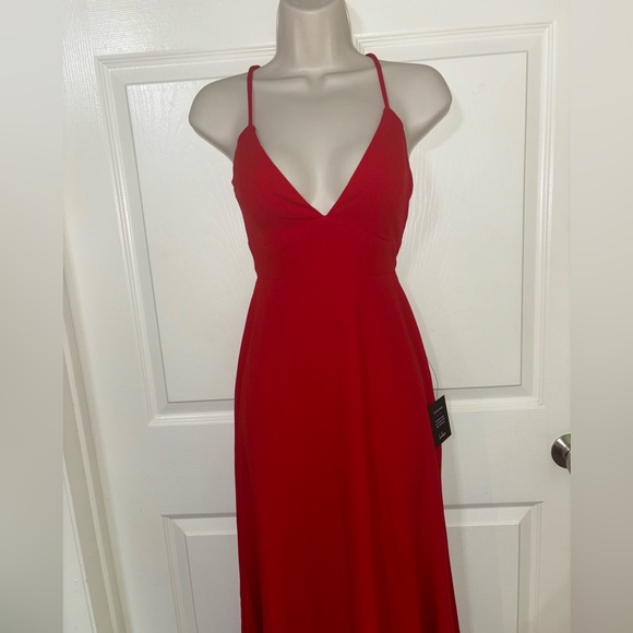 Lulu’s floor length Red Dress. - Picture 3 of 6